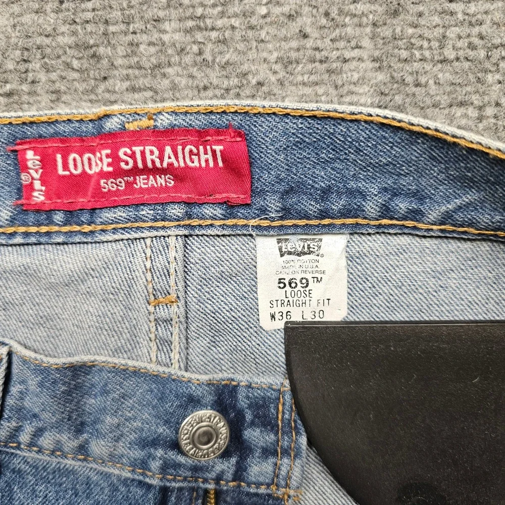 Levis 569 Loose Straight Fit Jeans Mens 36x30 Blue Denim Made in USA Vintage